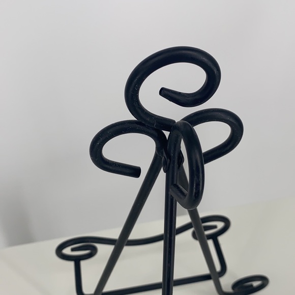 Studio Decor Black Iron Swirl Book/Photo/Art/Plate Easel Display - Picture 9 of 13